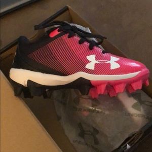 Under Armour Little Girls Cleats size 10K